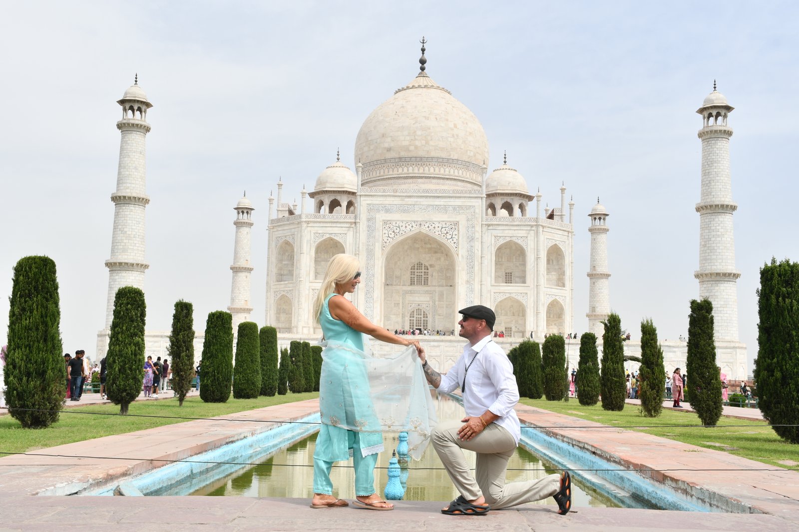 Taj mahal tour by train