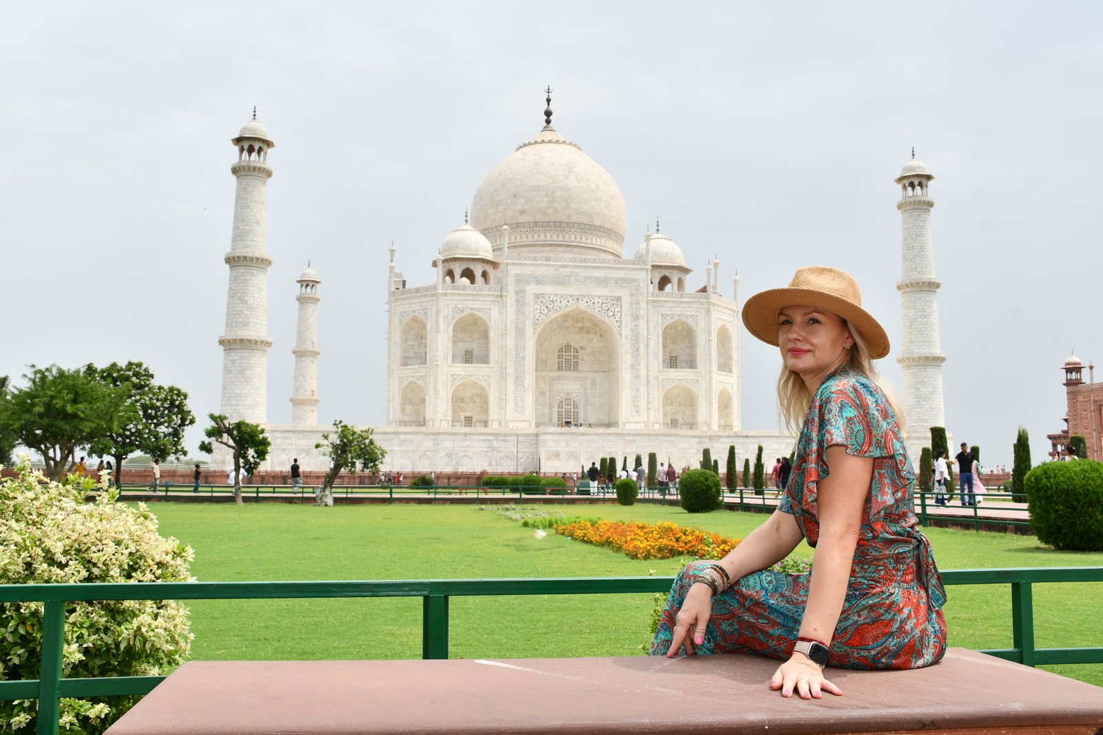 Sunrise Taj Mahal And Agra Tour By Car - From Delhi side image 1