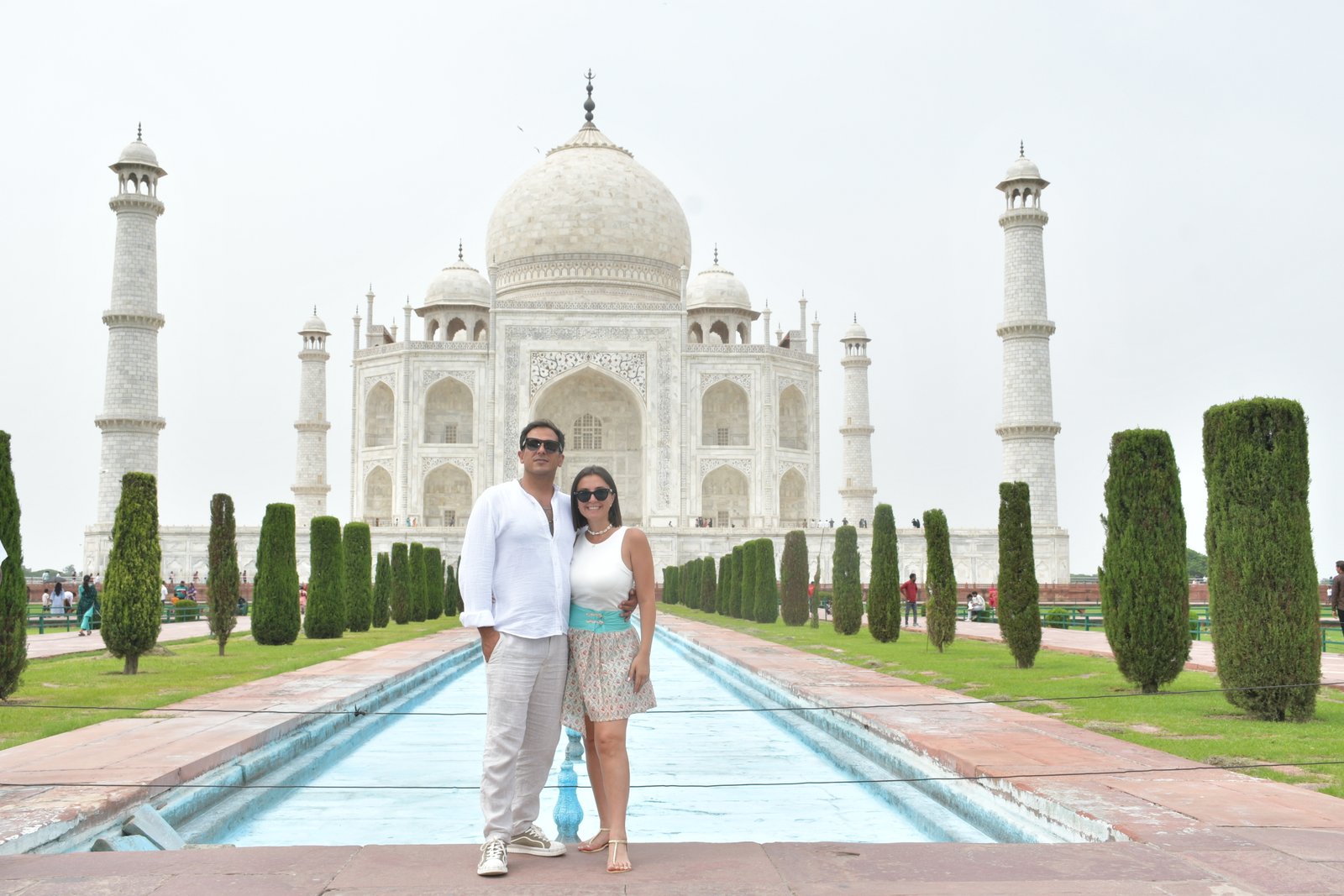 Same Day Agra Tour by Gatimaan Express Train Tour side image 1