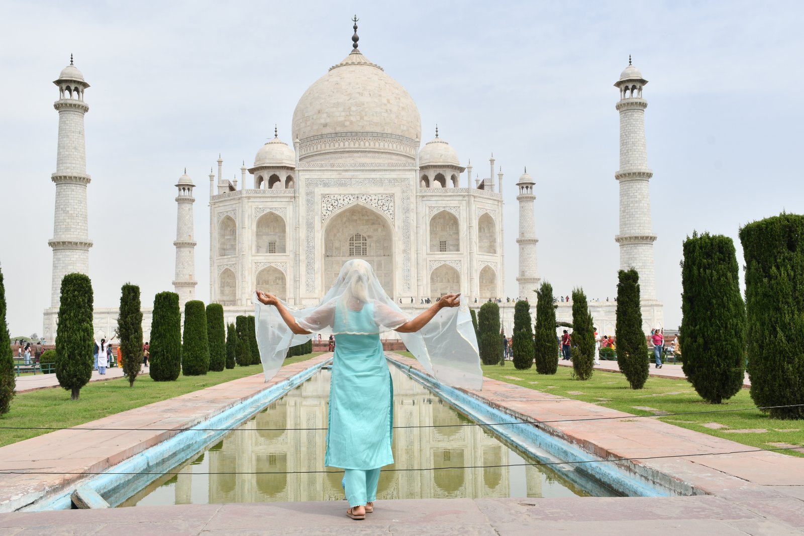 Same Day Taj Mahal Tour by Shatabdi Express side image 2